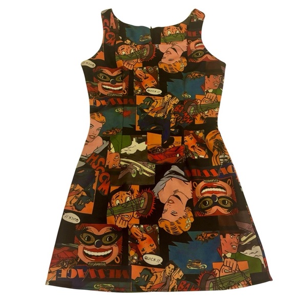 ✨$4 when bundled✨Comic book print dress - Picture 1 of 8